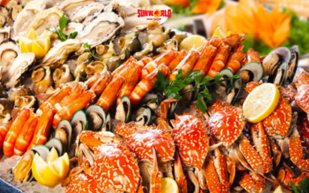 Thưởng thức đặc sắc tại biển Hòn Thơm Phú Quốc