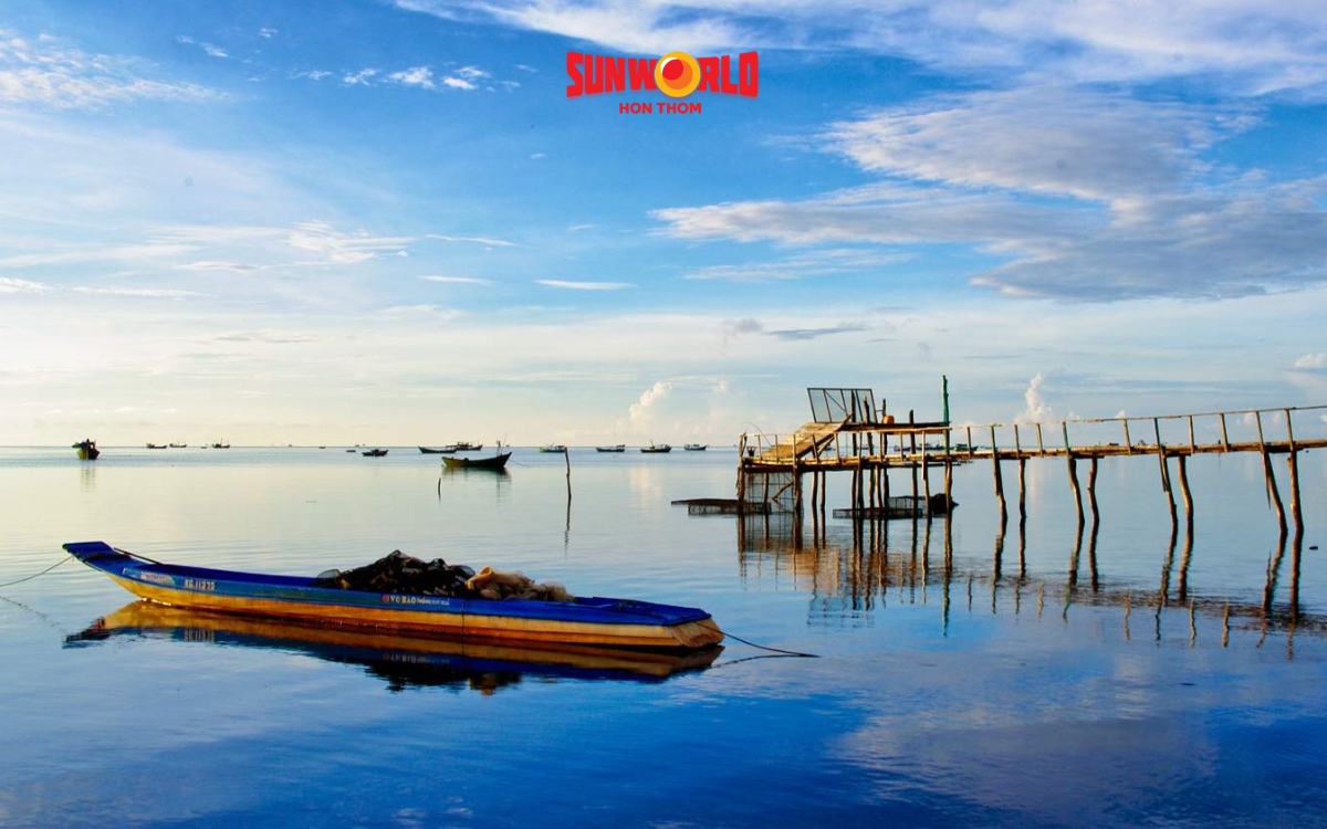 Các điểm du lịch Phú Quốc: Khám phá làng chài Hàm Ninh