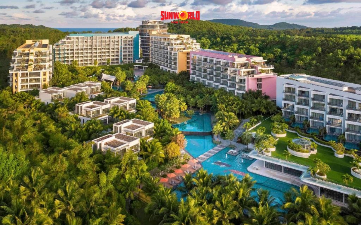 Khách sạn gần cáp treo Hòn Thơm: Premier Residences Phu Quoc Emerald Bay