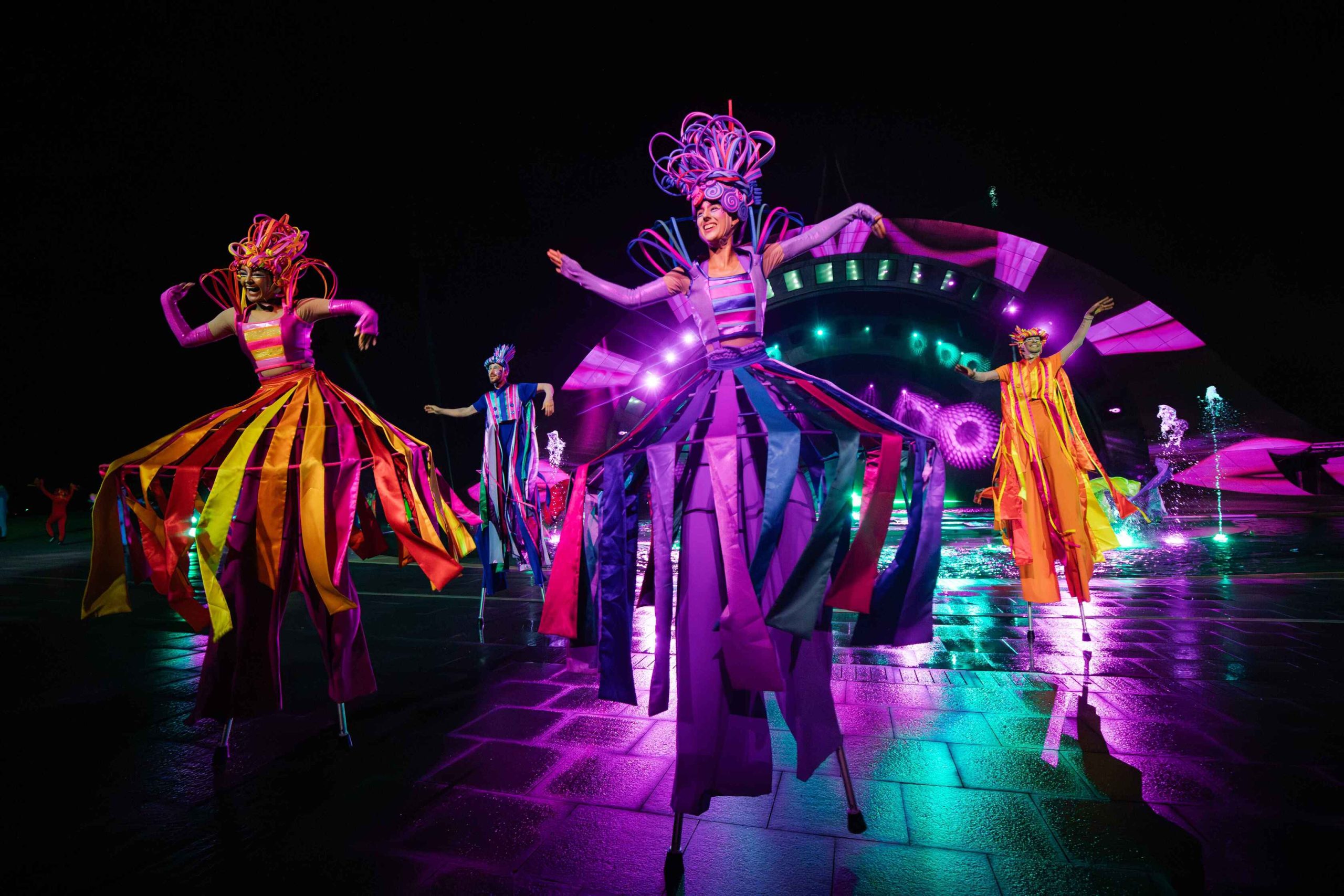 show diễn kiss of the sea