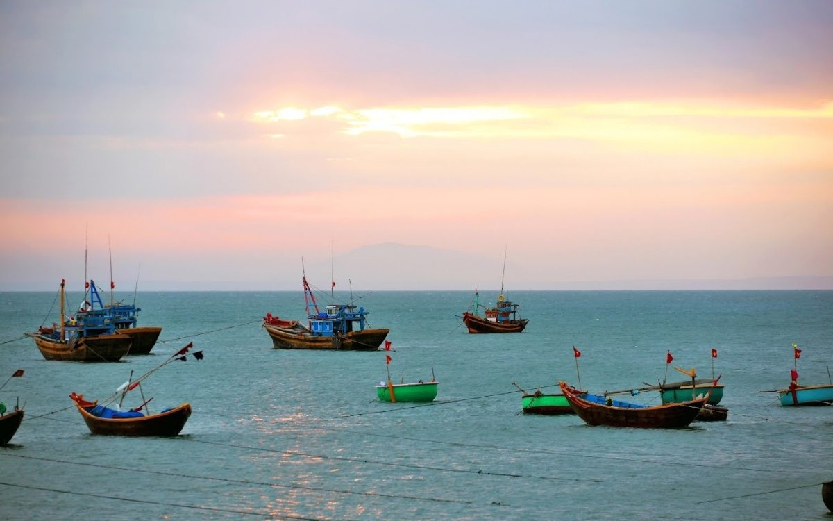 Tham quan Làng chài Hàm Ninh khi du lịch Phú Quốc tháng 12