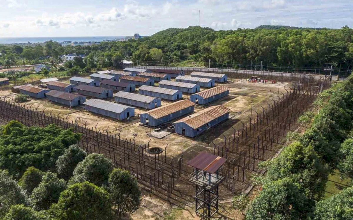 Tham quan Nhà tù Phú Quốc khi du lịch Phú Quốc tháng 2