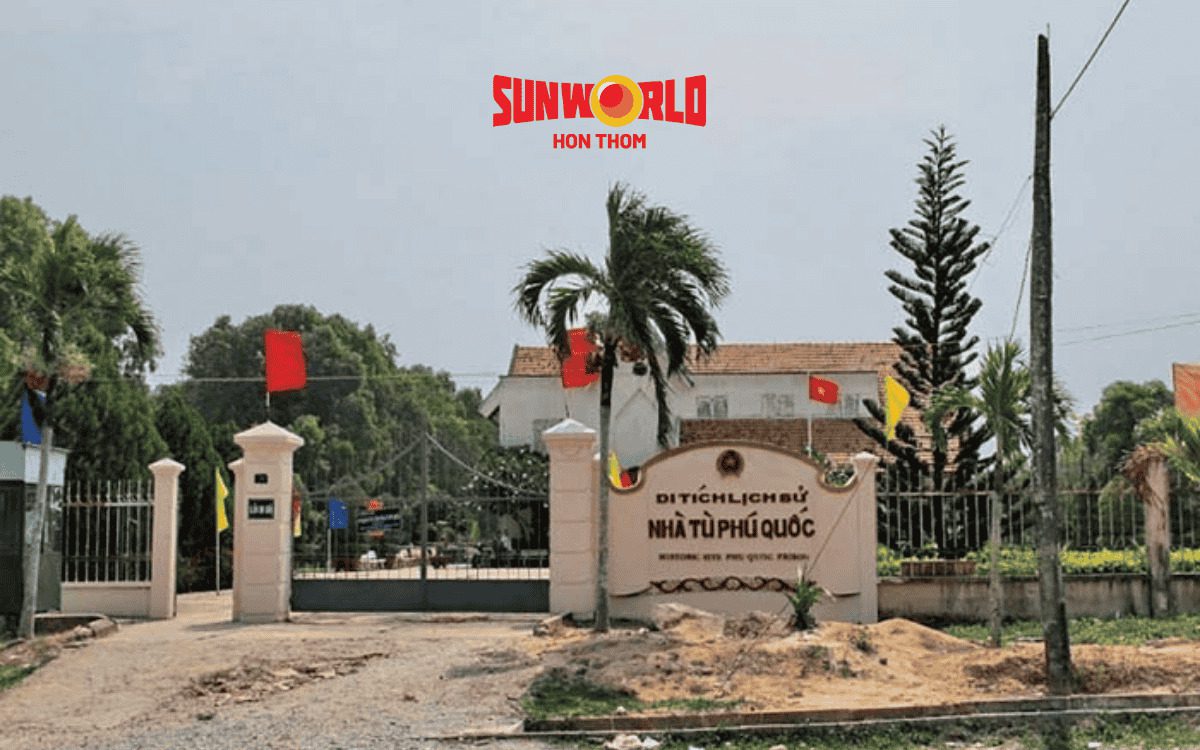 nhà tù Phú Quốc