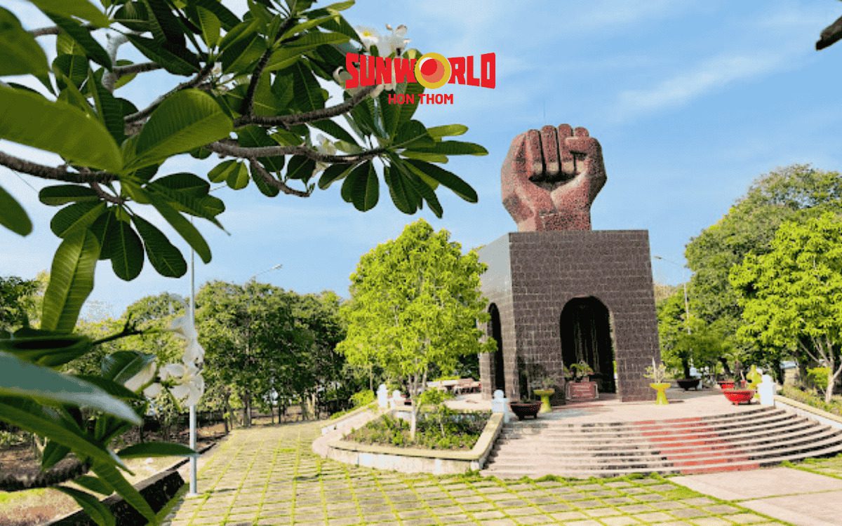 nhà tù Phú Quốc