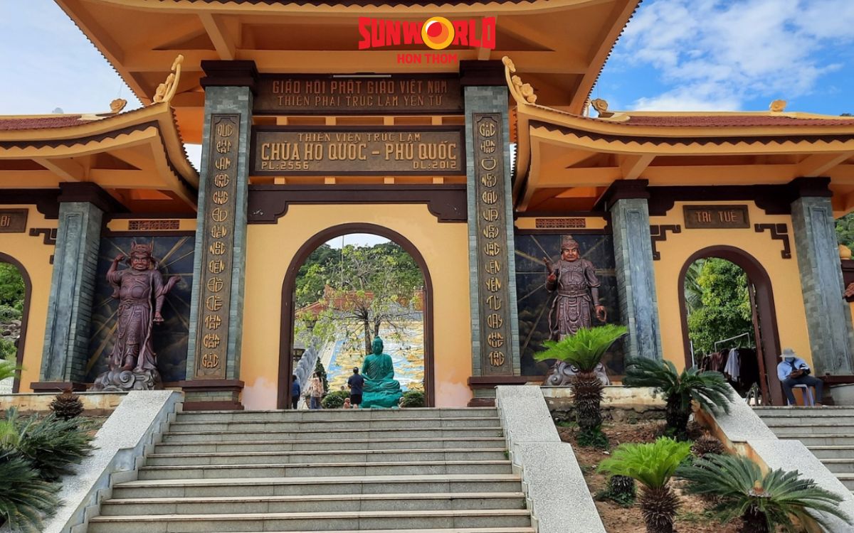 chùa hộ quốc phú quốc